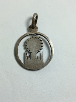 Medalla antigua de la Virgen del Pilar en plata