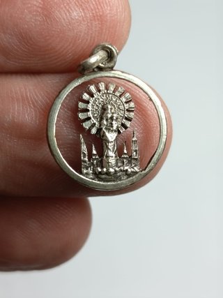 Medalla antigua de la Virgen del Pilar en plata