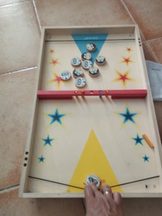 Juego de mesa Janod con fichas