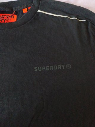 2 Camisetas Superdry talla M