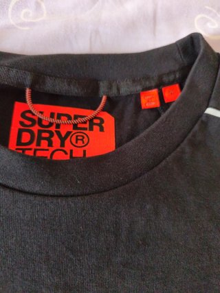 2 Camisetas Superdry talla M