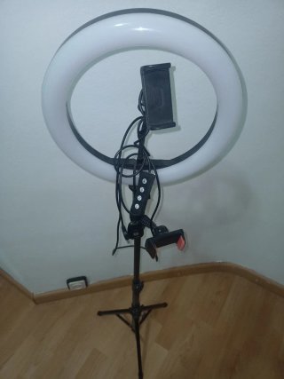 Aro de luz con soporte y móvil