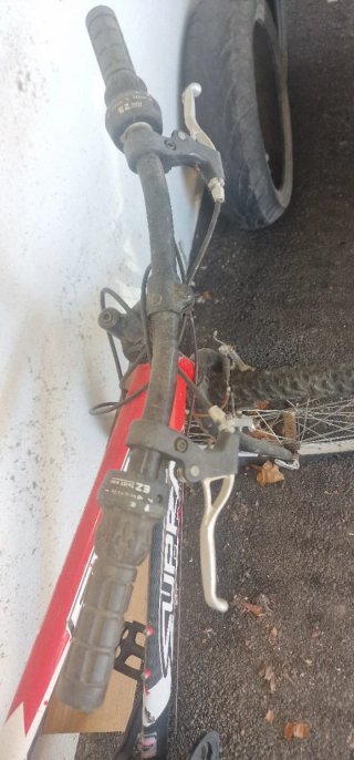 Bicicleta BH Supra Roja