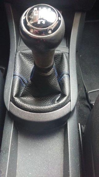 Funda palanca cambios Seat Ibiza/Córdoba 6L
