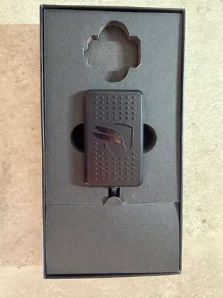 KOMOBI PRO GPS para moto – con caja original