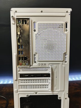 PC Gaming - Ryzen 5 2600 - GTX 1660 - 16GB RAM