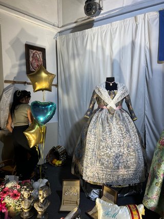 Traje de Fallera