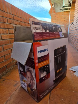 Cafetera Superautomática Philips Serie 2200