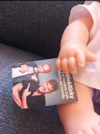 Muñeco Baby Pelón Fundación Juegaterapia