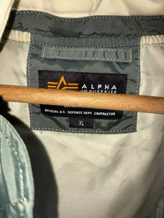 Chaqueta bomber Alpha Industries MA-1 verde oliva