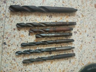Lote de brocas para taladro de columna