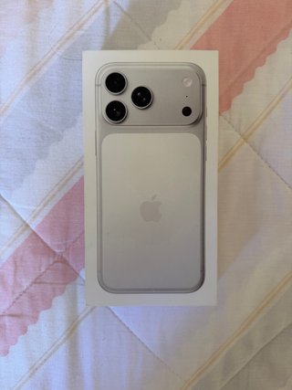 iPhone 17 Pro Max 256GB + Adaptador Apple 20W