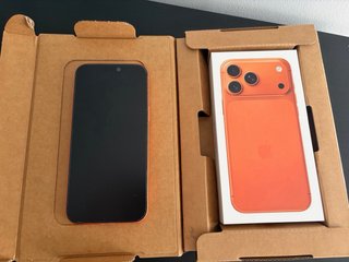Iphone 17 Pro Max naranja 256gb Batería 100%. eSIM