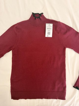 Blusa cuello alto burdeos Talla S