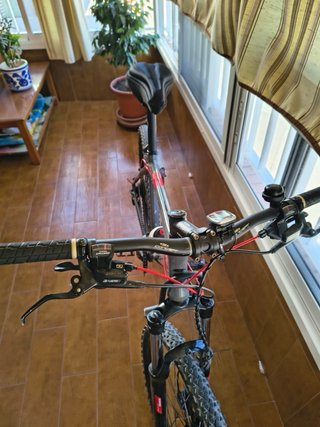 Bicicleta marca Focus  Talla M COMO NUEVA