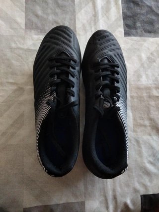 Zapatillas de fútbol Kipsta negras