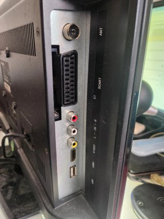 Televisor Engel 29
