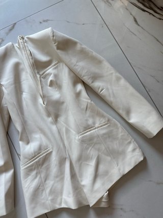 Zara Vestito con spalline imbottite