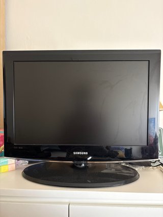 Samsung Monitor/TV 26 (60x40 cm)