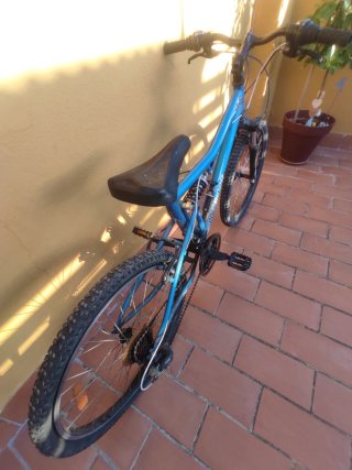 Bicicleta Rockrider 60 de 24"