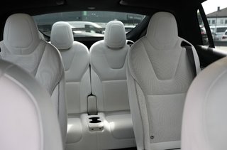 Tesla Model X 2022