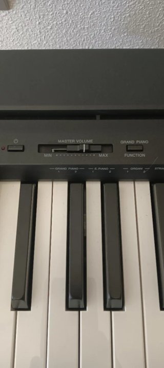 Piano Yamaha P-45 + Soporte y Accesorios