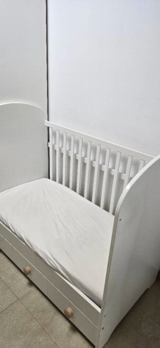 Cuna convertible en cama IKEA
