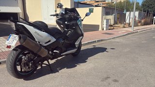 Yamaha T-Max 2016 + Akrapovic