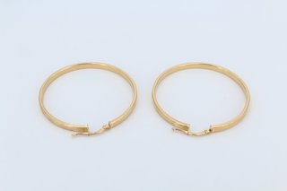 Pendientes Aro Oro 18k Grandes Clásicos.R:00177