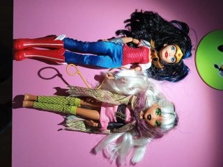 Muñecas de Wonder Woman y más...