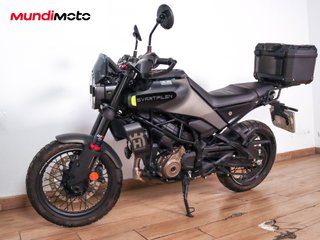HUSQVARNA SVARTPILEN 125 ABS