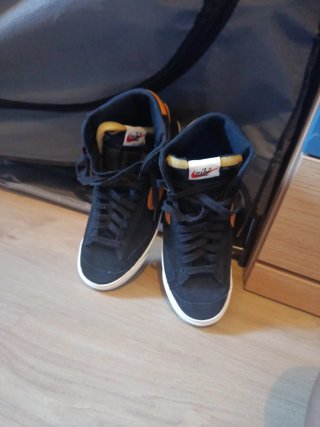 Nike Blazer Mid Vintage Negro Ámbar