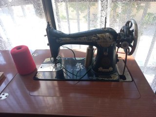 Máquina de coser antigua