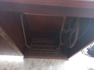 Máquina de coser antigua