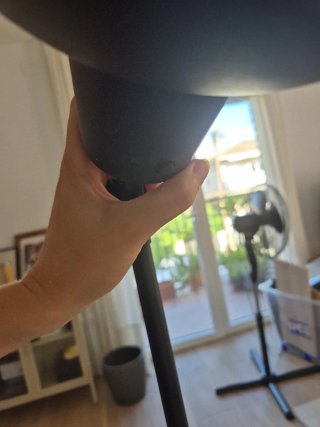 Lámpara de pie Ikea negra metal