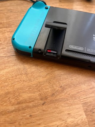 Consola Nintendo Switch Original + 3 Joy-Cons y Ju