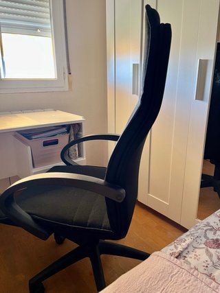Silla de oficina/estudio negra