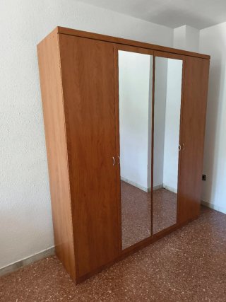 Armario 180cm con 3 puertas y espejos