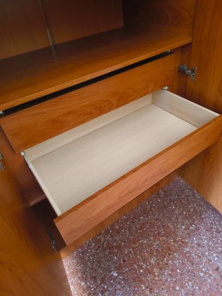 Armario 180cm con 3 puertas y espejos
