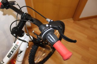 Bicicleta niño 24 pulgadas. Como NUEVA.