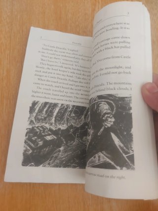 Oxford Bookworms Library: Stage 2: Dracula