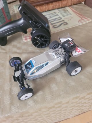 Losi Micro B 1/24 con tantissimi upgrade e ricambi