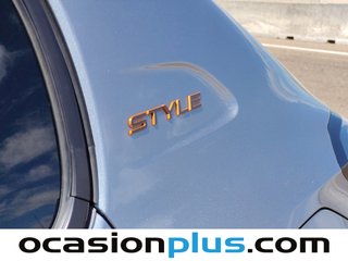 Peugeot 208 Style Hybrid 110 eDCS6 81 kW (110 CV)