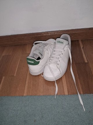 Zapatillas Adidas Blancas y Verdes