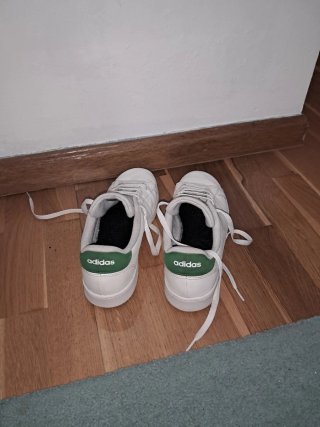 Zapatillas Adidas Blancas y Verdes
