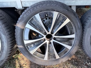 Llantas Mercedes W213, 18” + Pirelli Sottozero 3