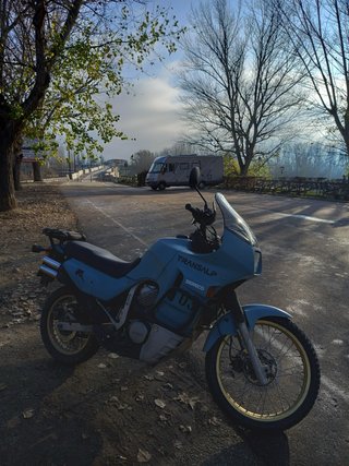 Honda Transalp 600V Azul/Dorado 1992