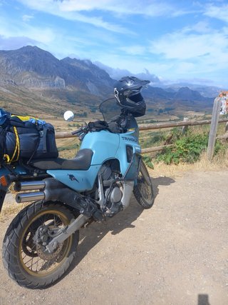 Honda Transalp 600V Azul/Dorado 1992
