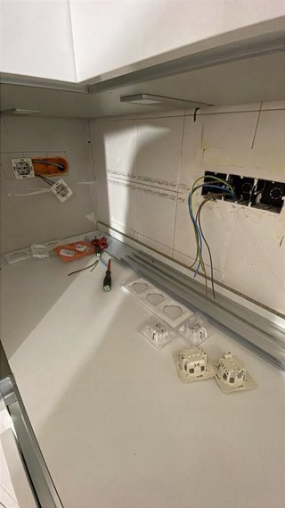 Electricista / Averías, instalaciones y reformas