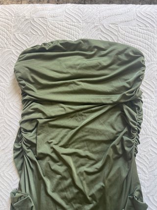 Vestido verde S con volantes